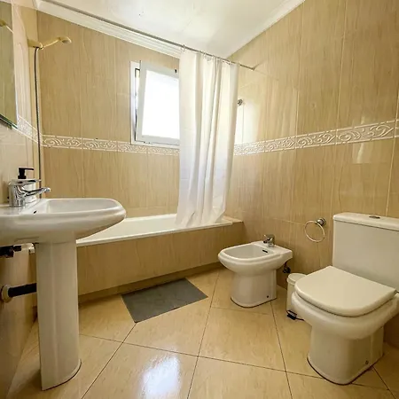 Couples Nest In Malaga! Malaga